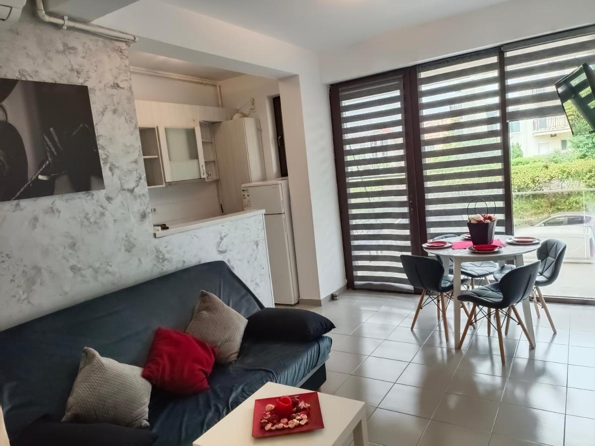 Apartament Ella D25 Mackerel Năvodari Buitenkant foto